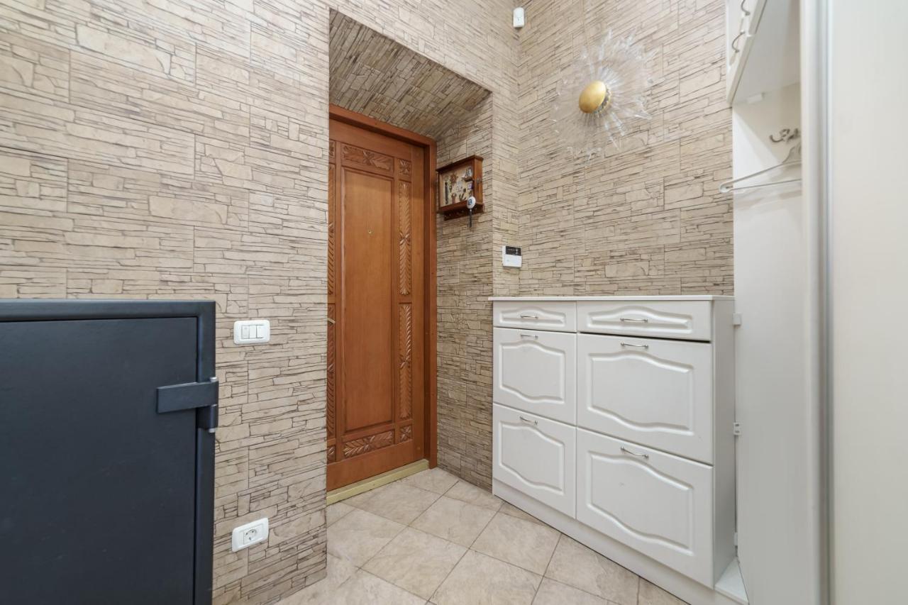 Katerynyska 2 Level Apartment With Sauna أوديسا المظهر الخارجي الصورة