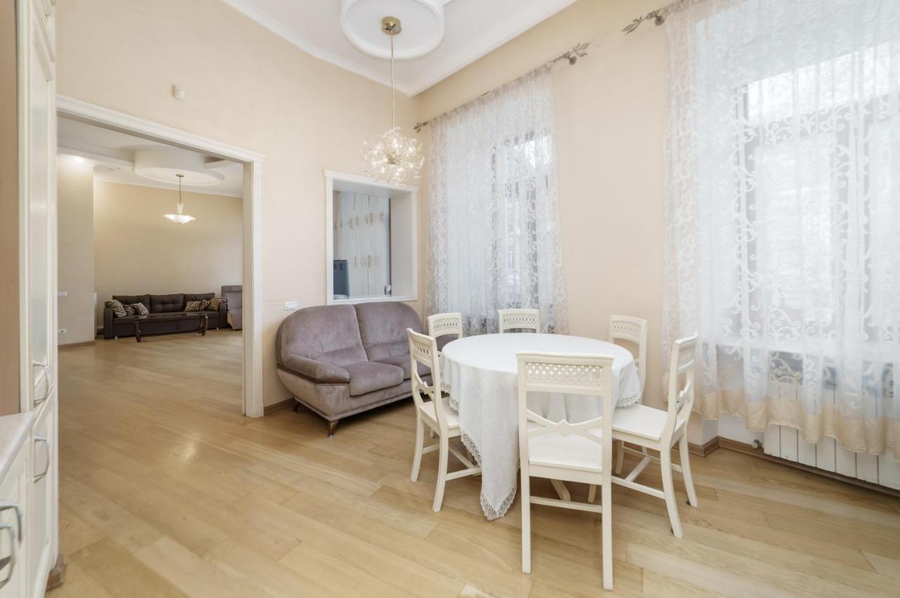Katerynyska 2 Level Apartment With Sauna أوديسا المظهر الخارجي الصورة