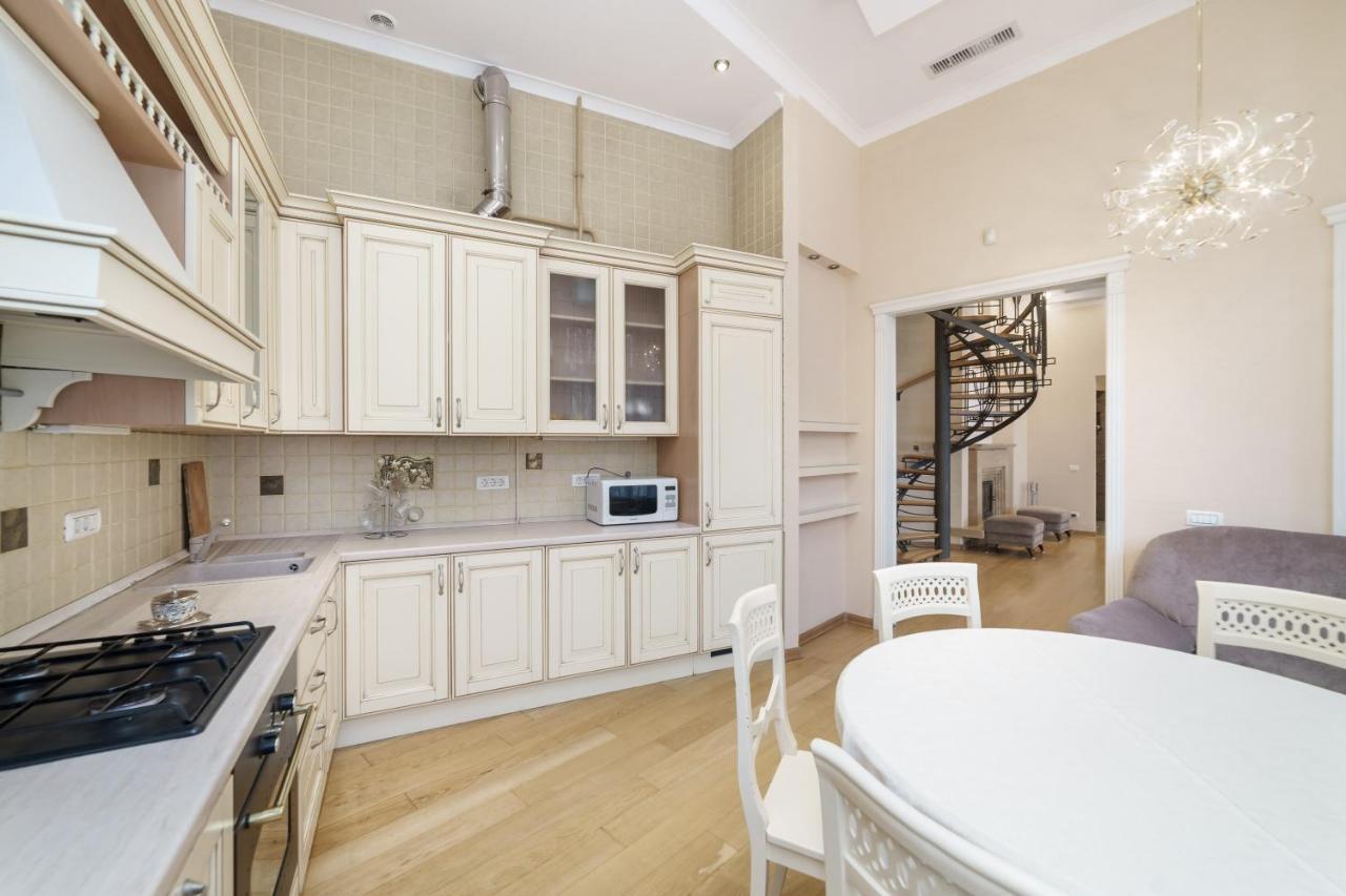 Katerynyska 2 Level Apartment With Sauna أوديسا المظهر الخارجي الصورة