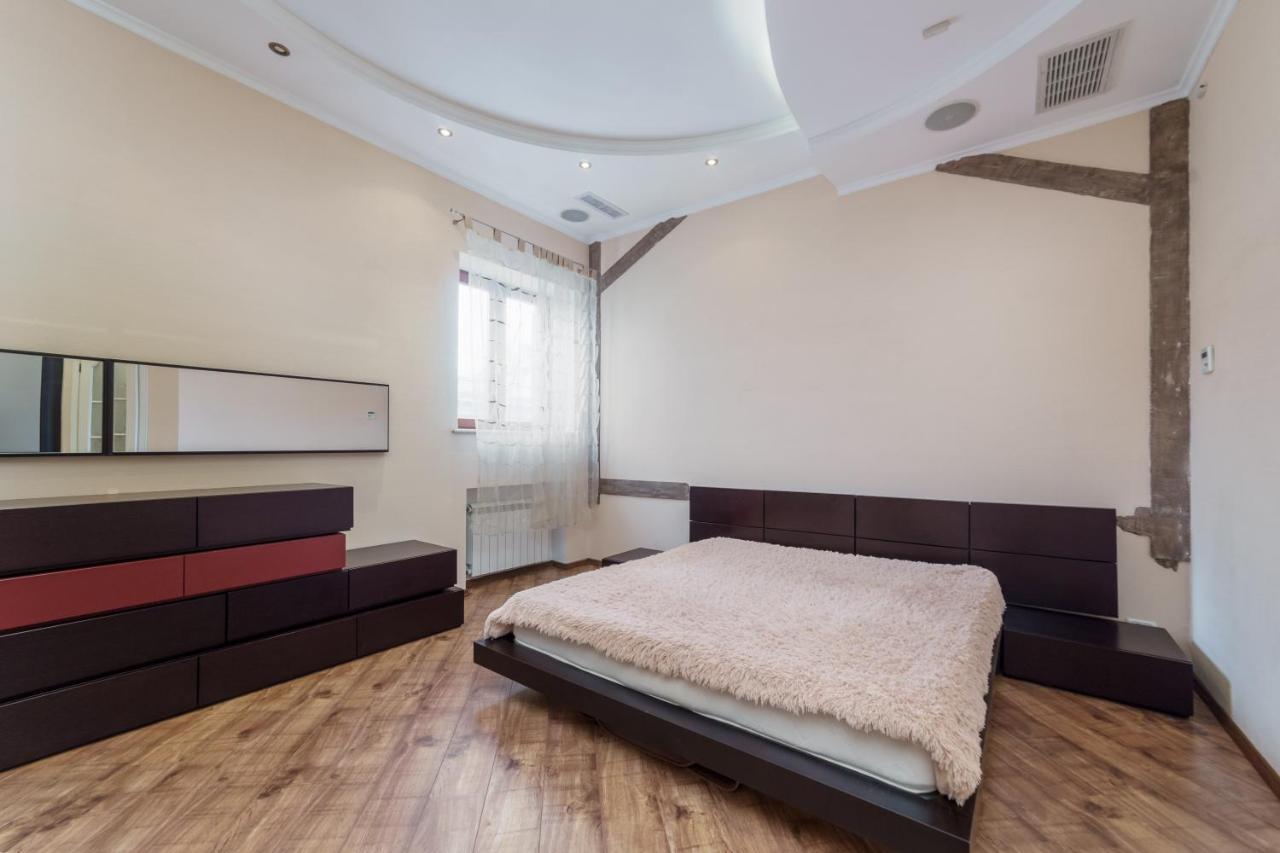 Katerynyska 2 Level Apartment With Sauna أوديسا المظهر الخارجي الصورة
